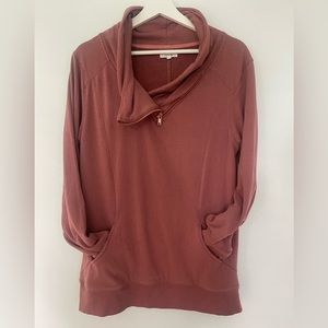 Maurice’s brand, women’s Large sweatshirt top